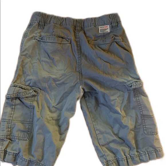 Grey boys cargo shorts - Picture 2 of 3
